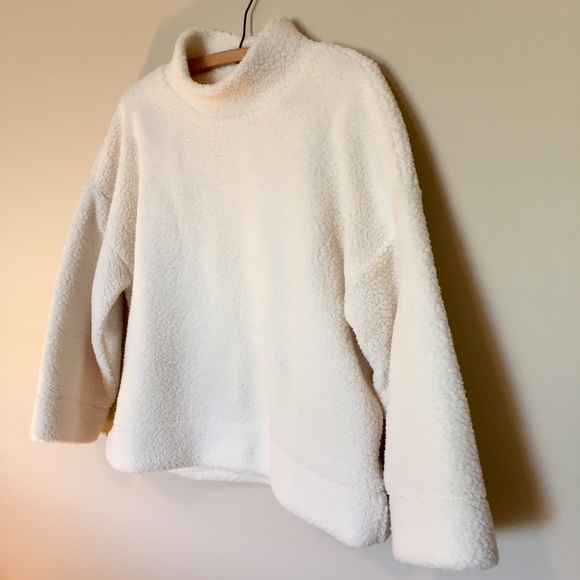 GAP Sweaters - GAP Sweater - NWOT